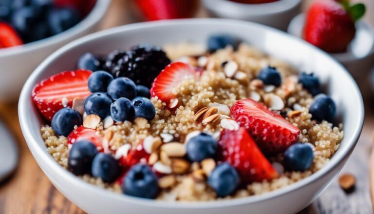 Quinoa and Berry Breakfast Bowl