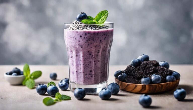 Blueberry and Greek Yogurt Smoothie