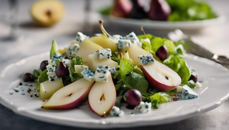 Salad Sous Vide Roquefort and Pear Salad for the French Diet