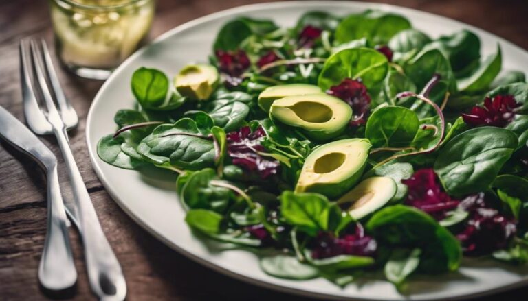 Salad Sous Vide Mixed Greens With Avocado for the 80/20 Diet