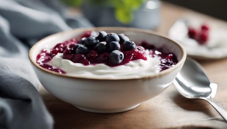 Breakfast Sous Vide Greek Yogurt With Berry Compote for the 1200 Calories a Day Diet