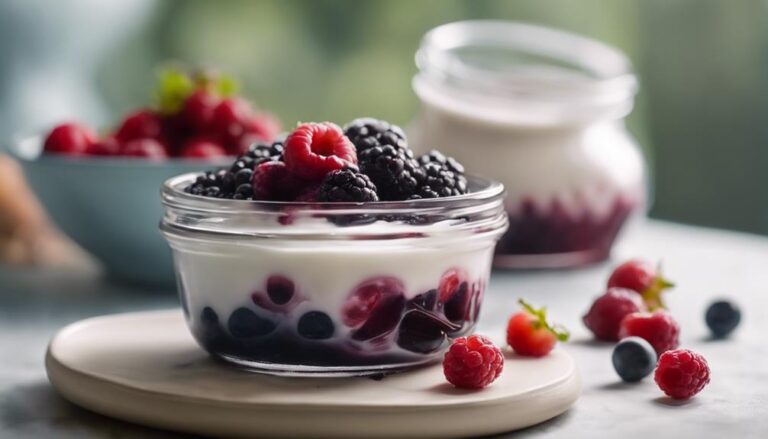 Dessert Sous Vide Berry Compote With Greek Yogurt for the 80/20 Diet