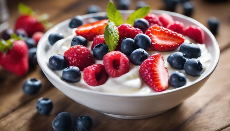 Breakfast Sous Vide Greek Yogurt With Fresh Berries for the Scandi Sense Diet