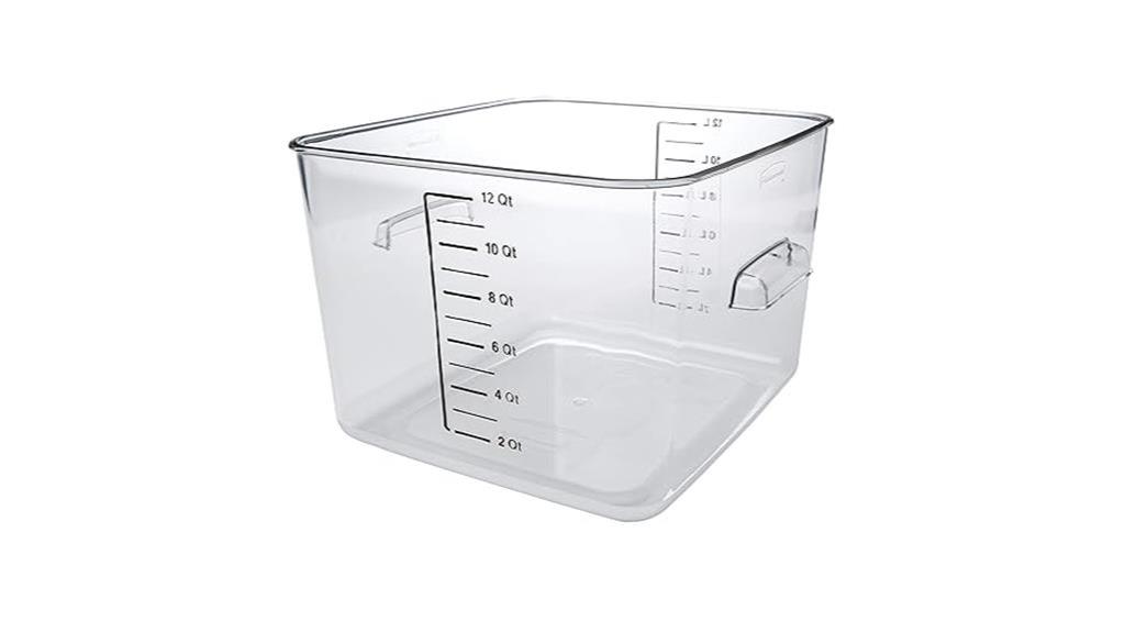 12 quart rubbermaid container